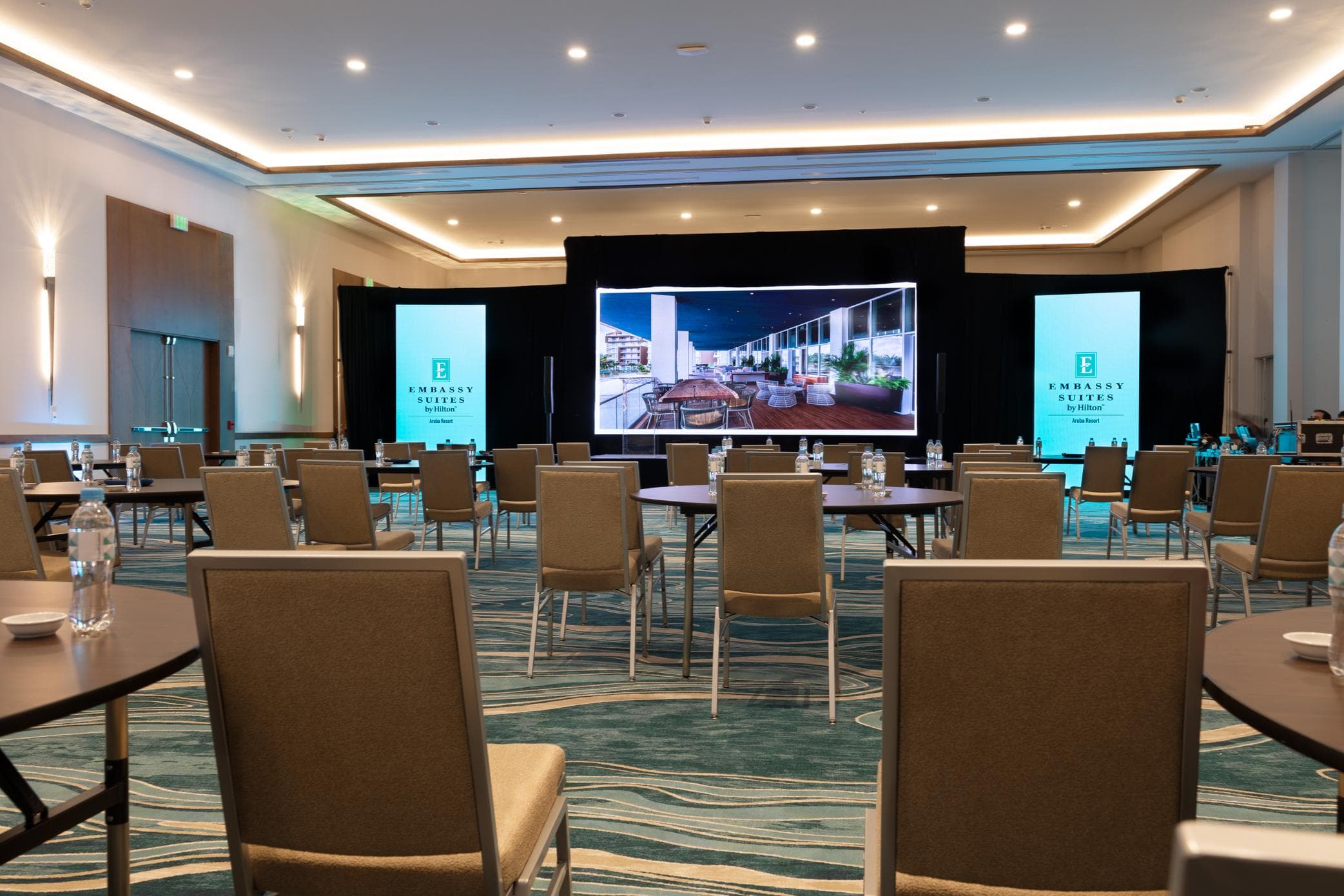 Embassy Suites by Hilton Aruba Resort - 9
