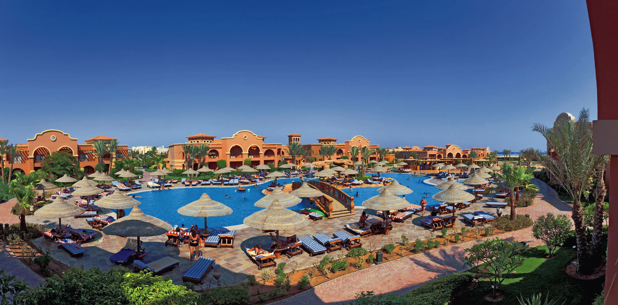 Charmillion Gardens Aquapark - 23