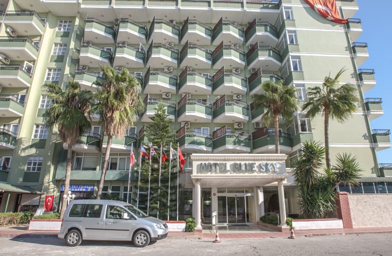 Big Blue Sky Hotel - 1