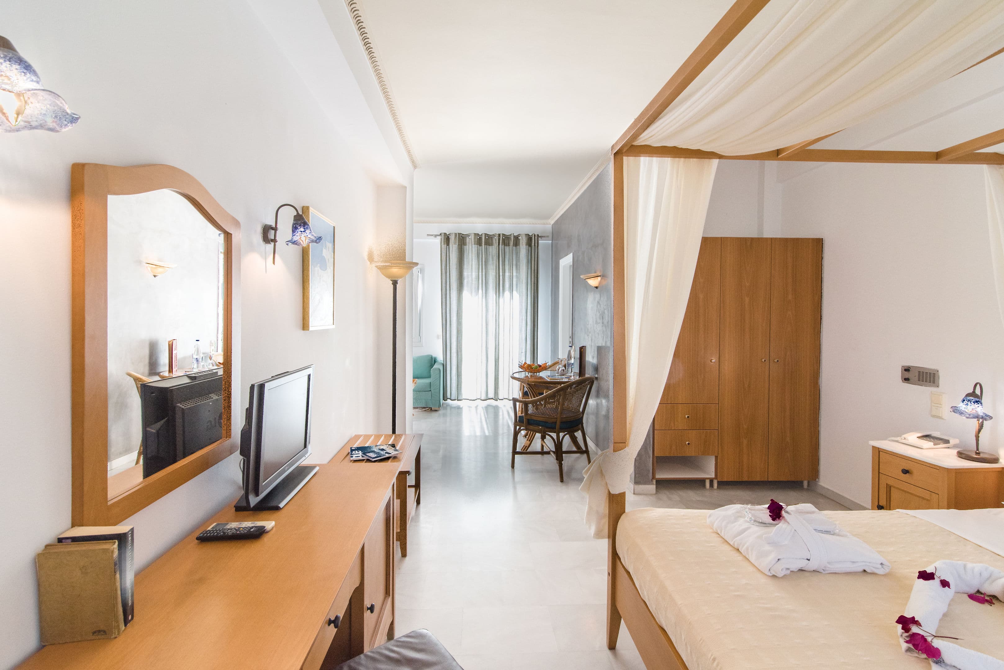 Antinea Suites and Spa - 56