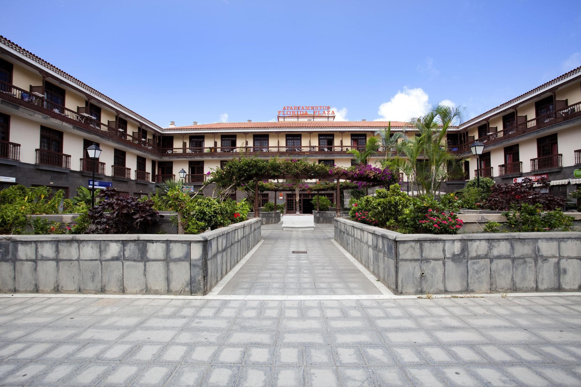 Be Smart Florida Plaza - 46