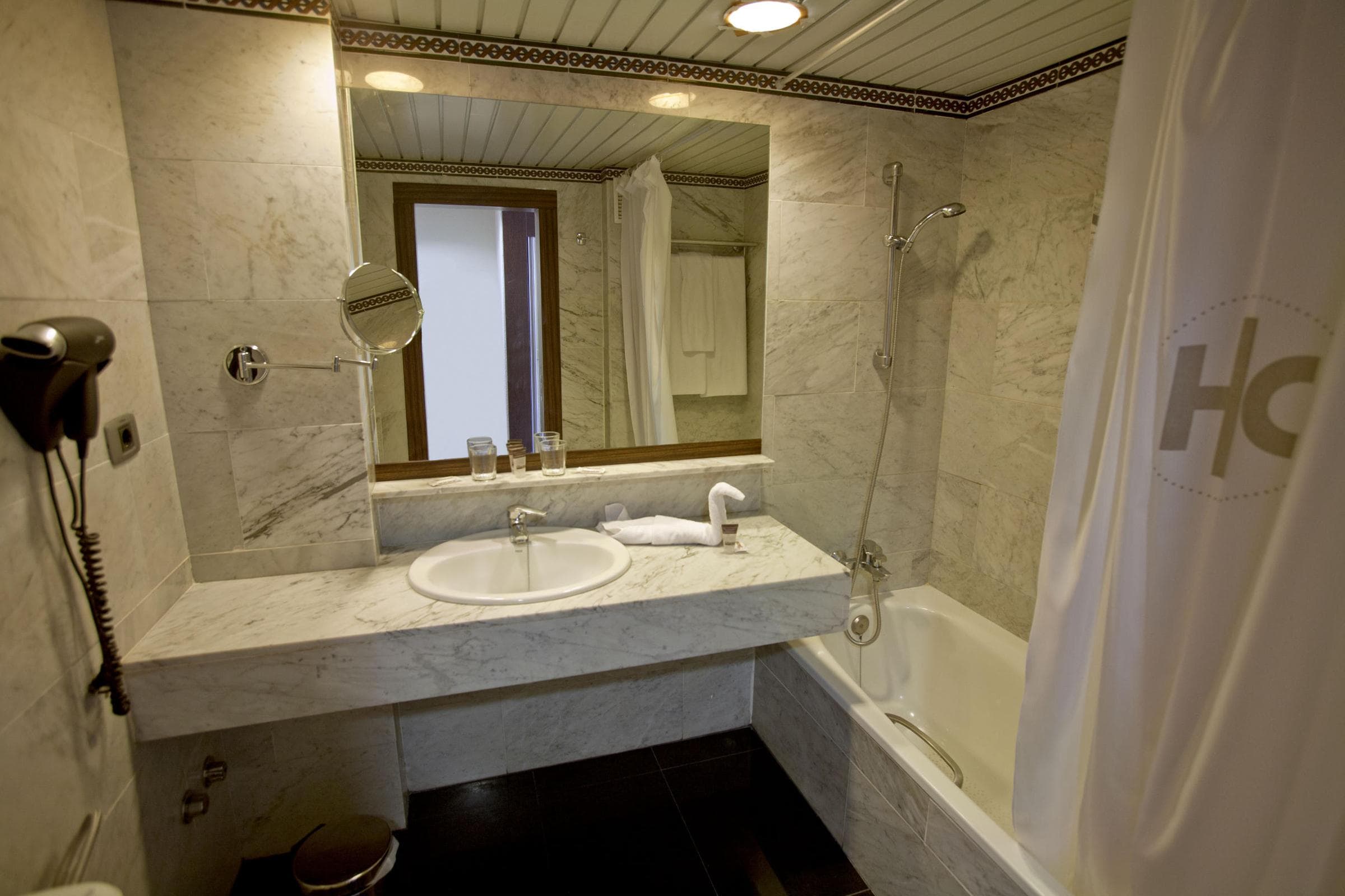 Hotel Catalonia Oro Negro - 19