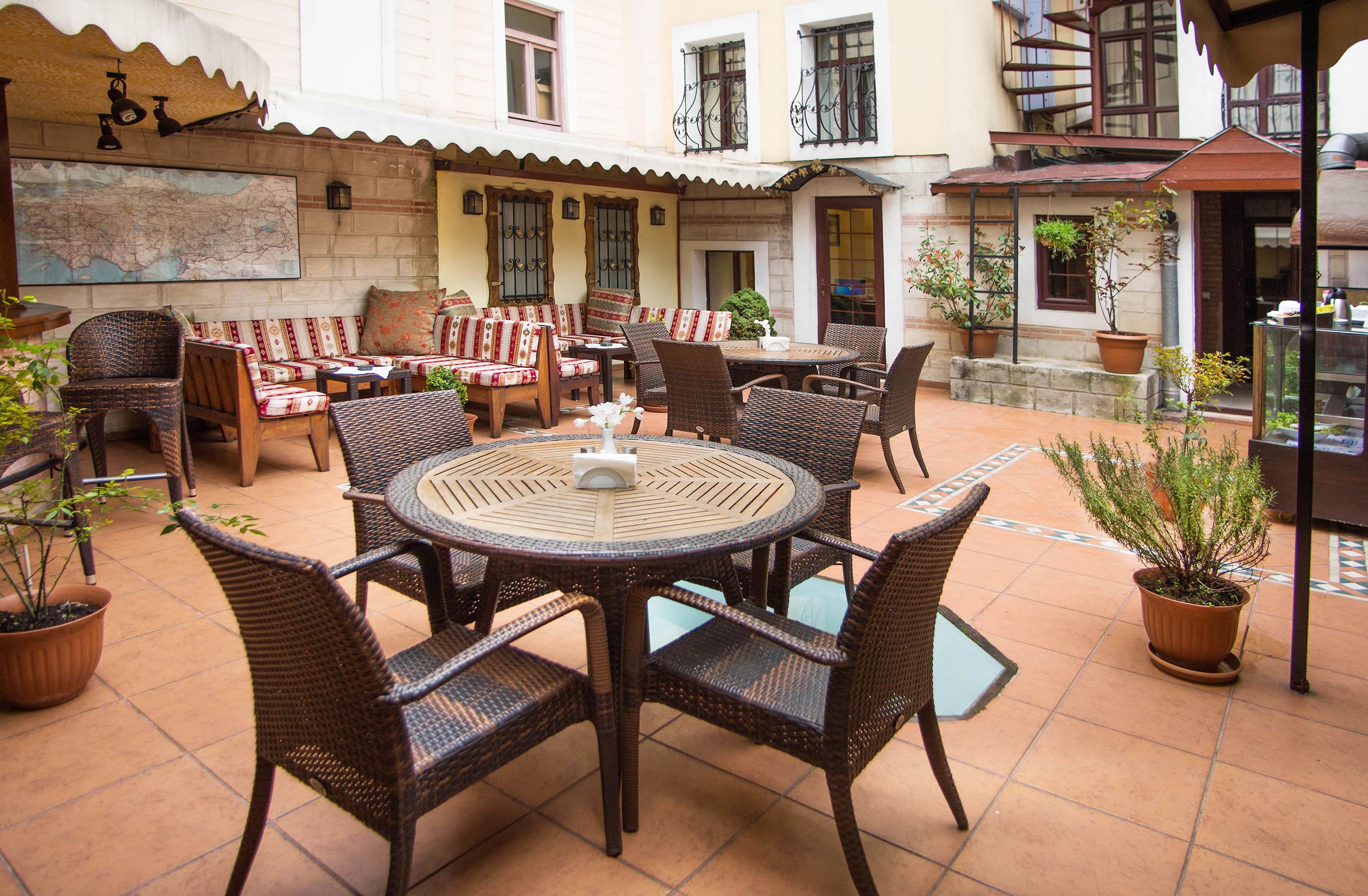Amber Hotel Istanbul - 59