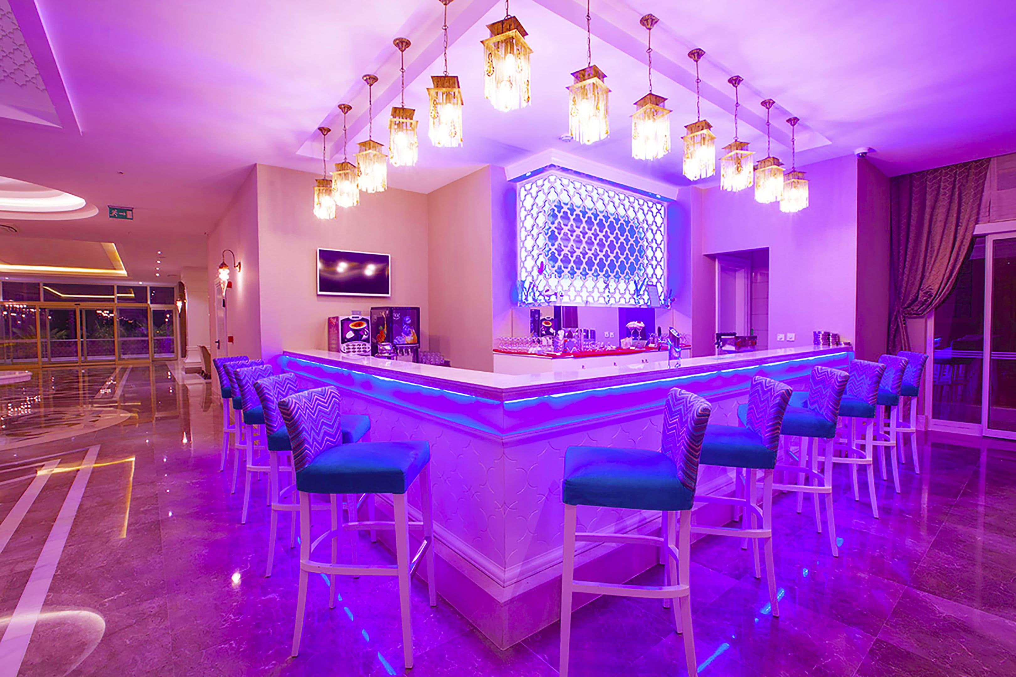 Diamond Elite Hotel & Spa +16 - 17