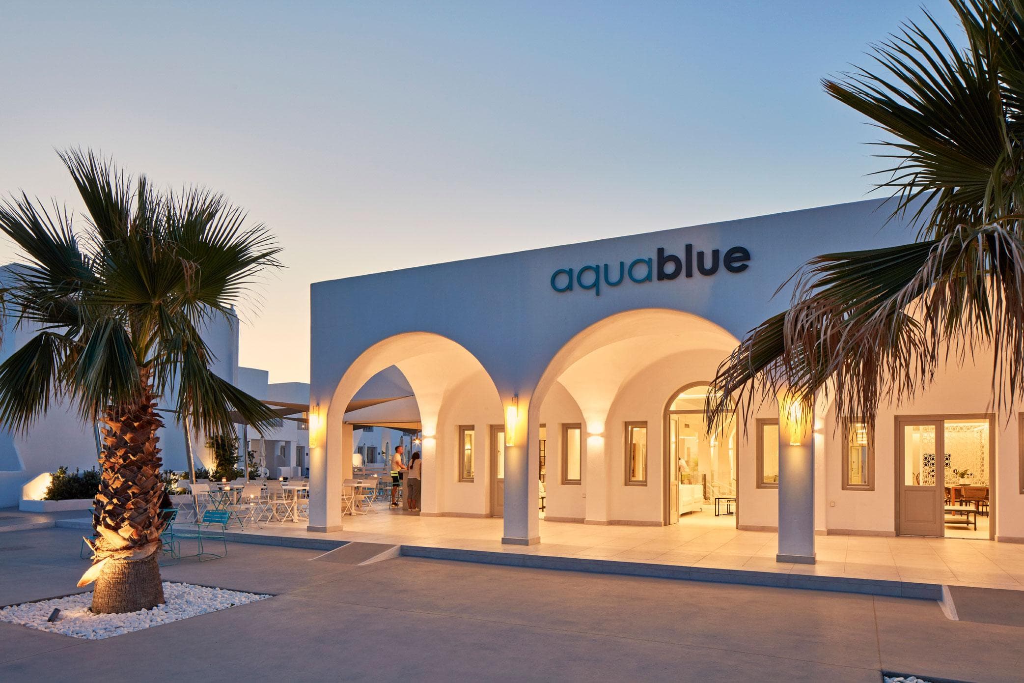 Aqua Blue Beach Hotel - 81