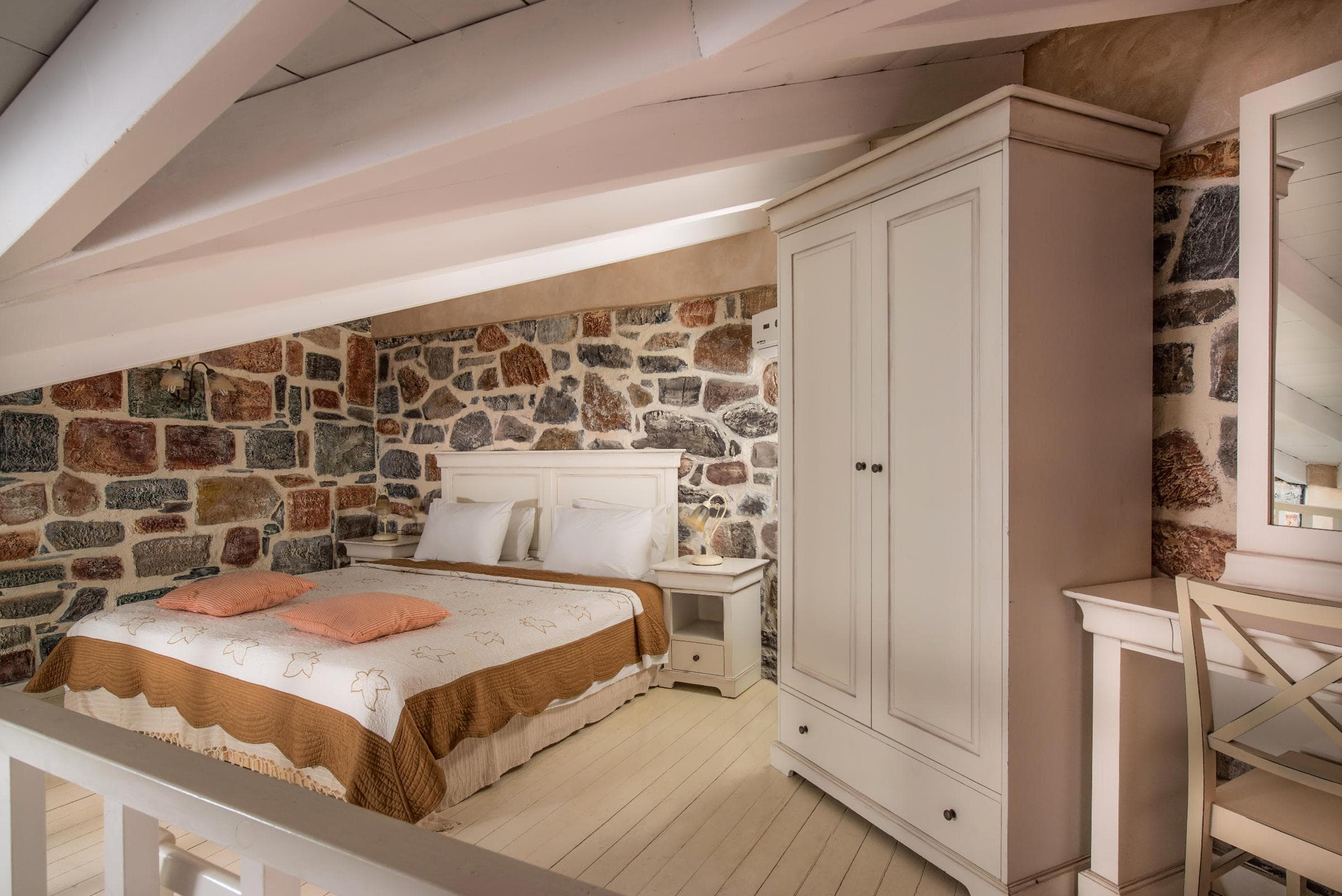Balsamico Traditional Suites - 28