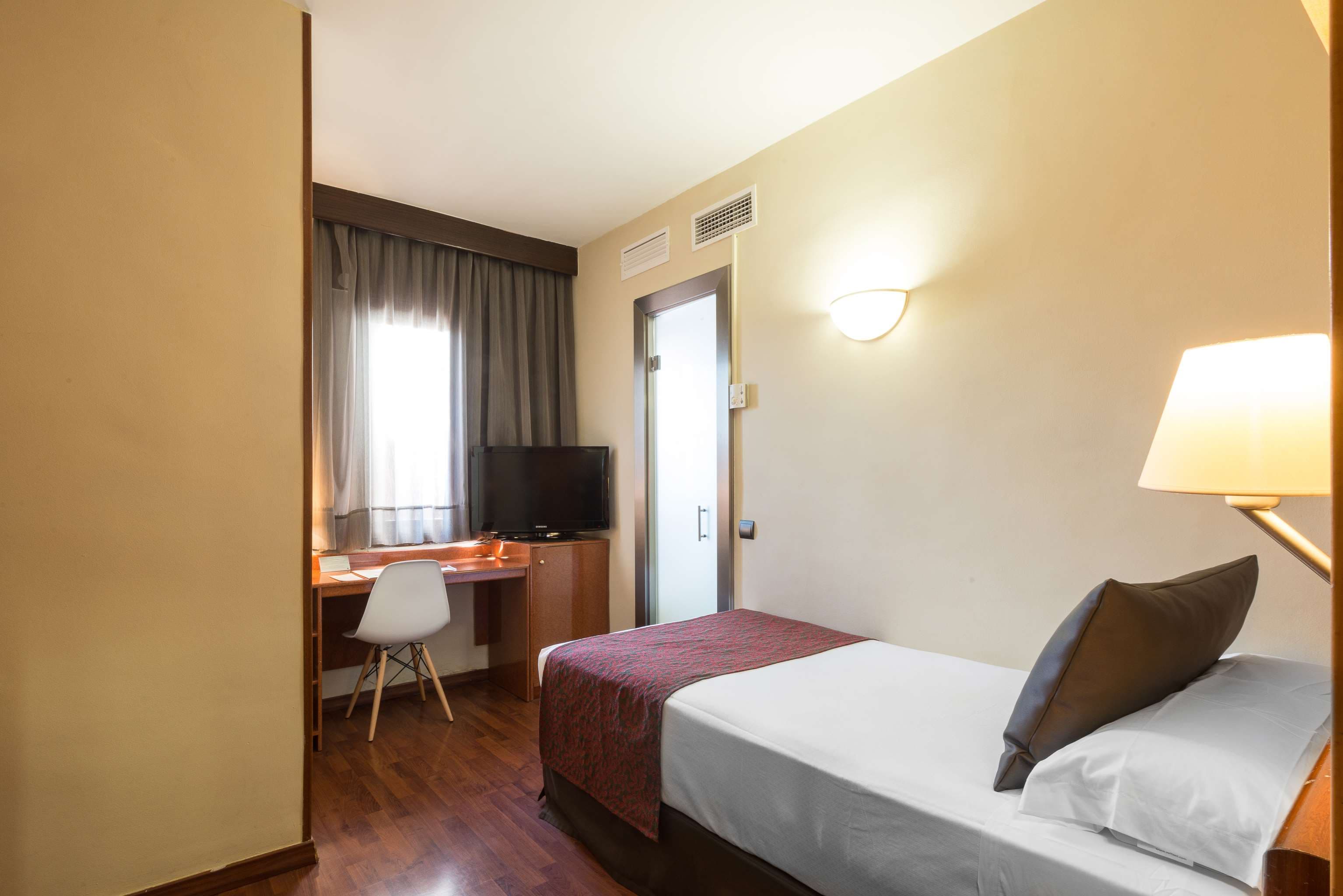 Catalonia Castellnou - 70