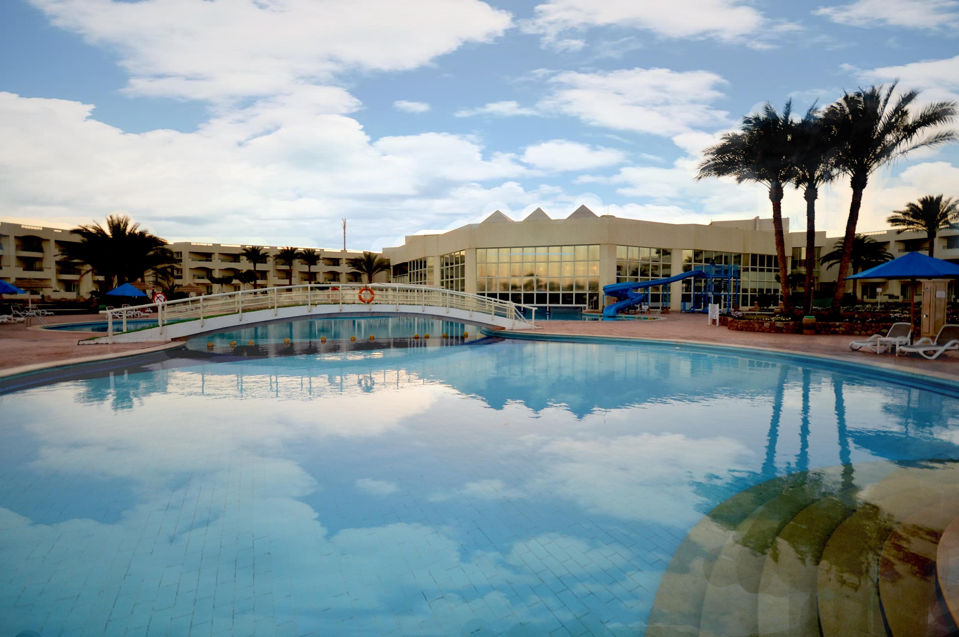Aurora Oriental Resort - 35