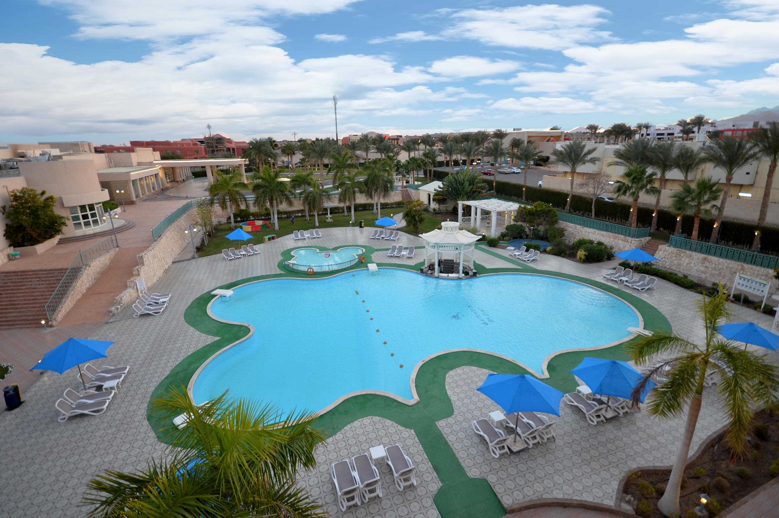 Aurora Oriental Resort - 36