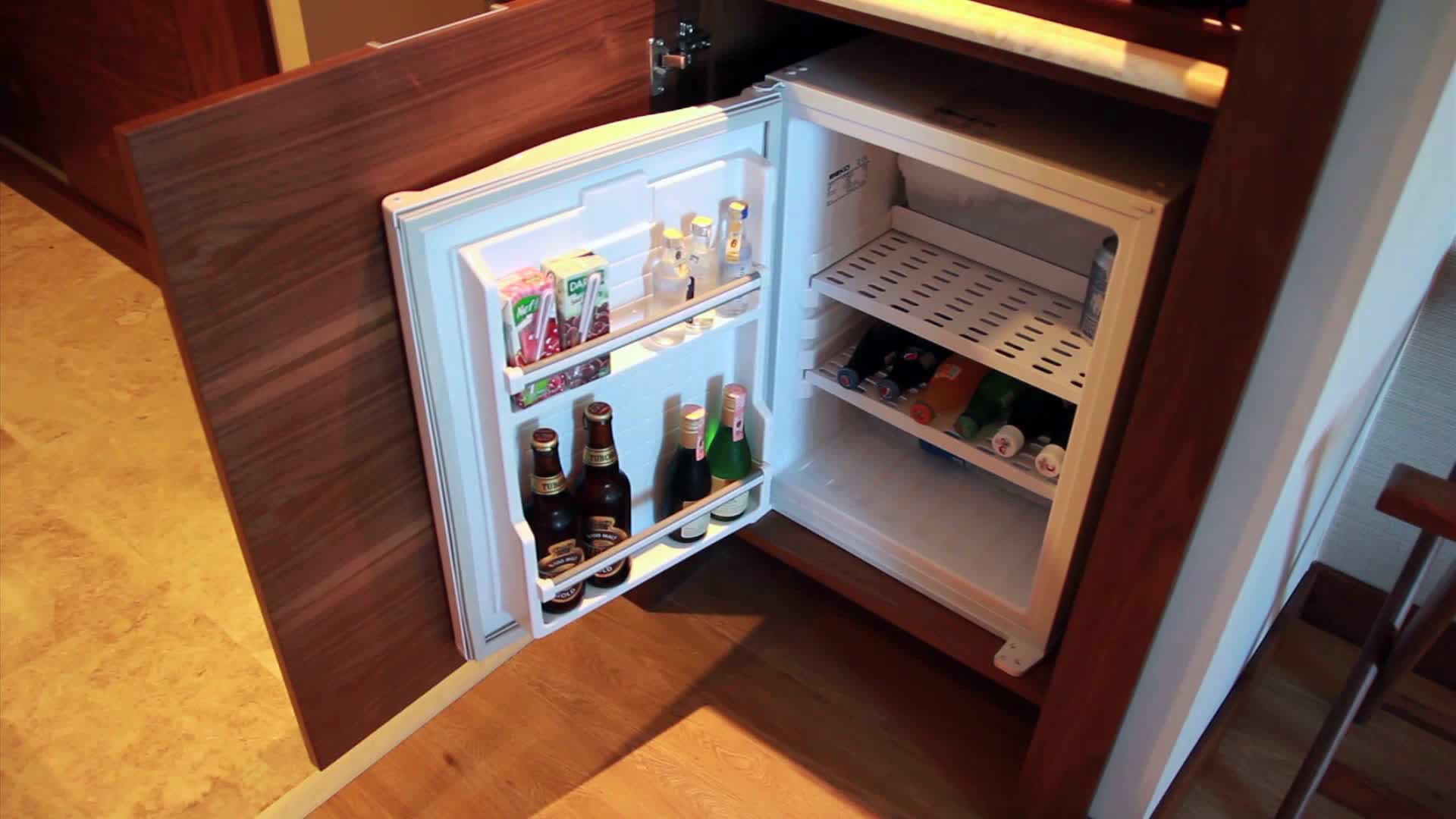 Commodore Elite Suites - 7