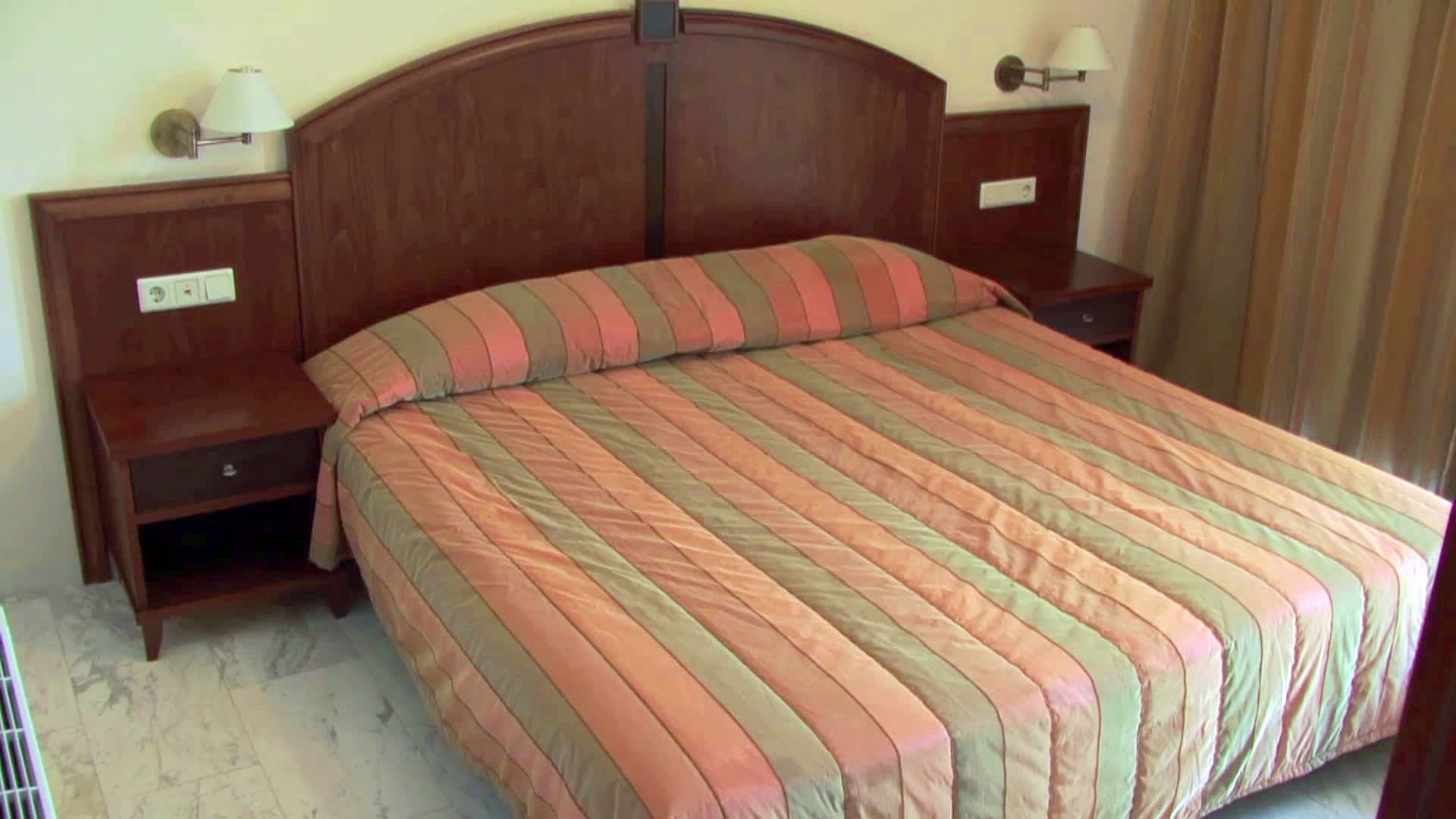 Anna's House Apts - 43