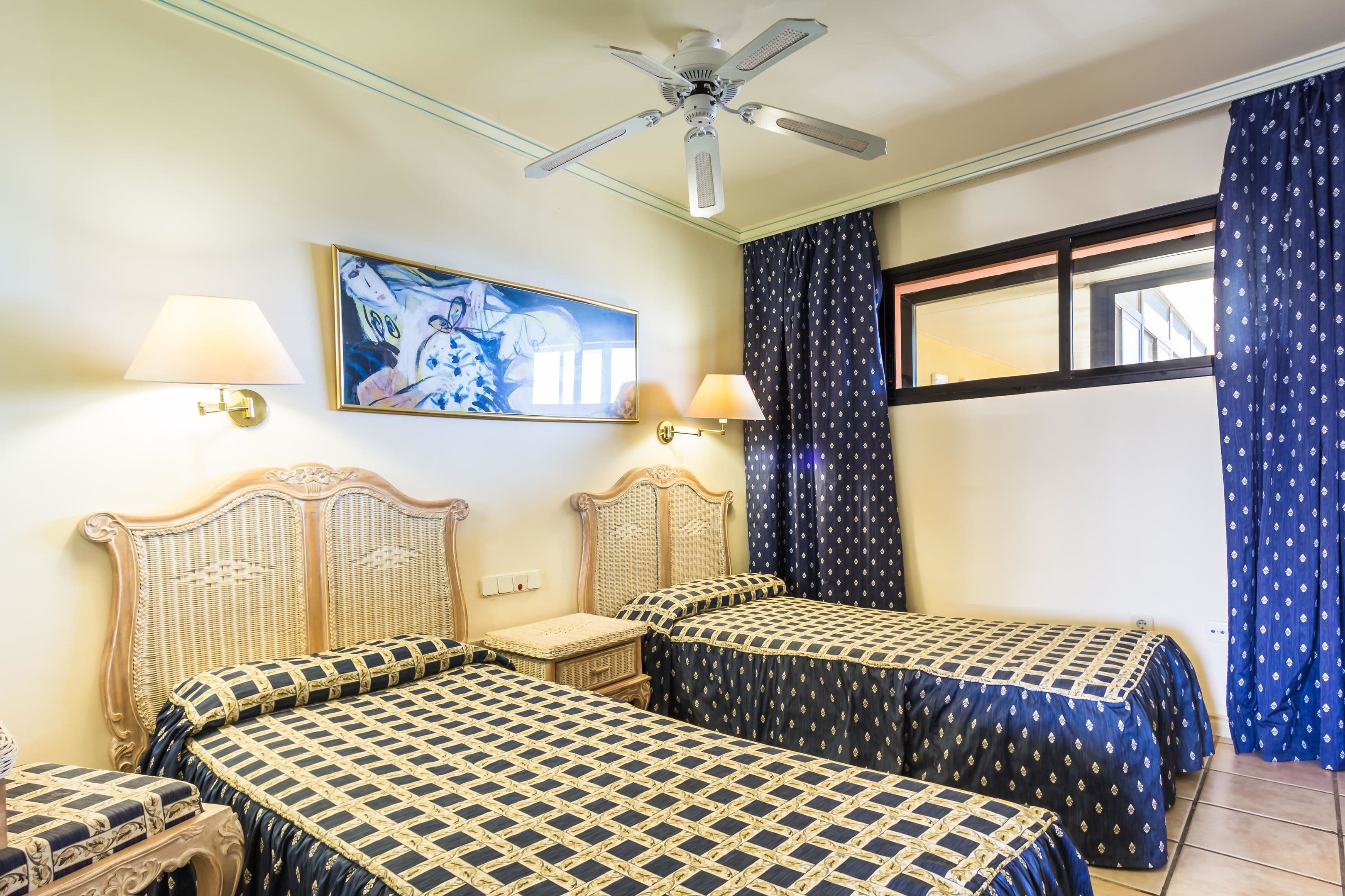 Hotel BlueBay Beach Club - 33