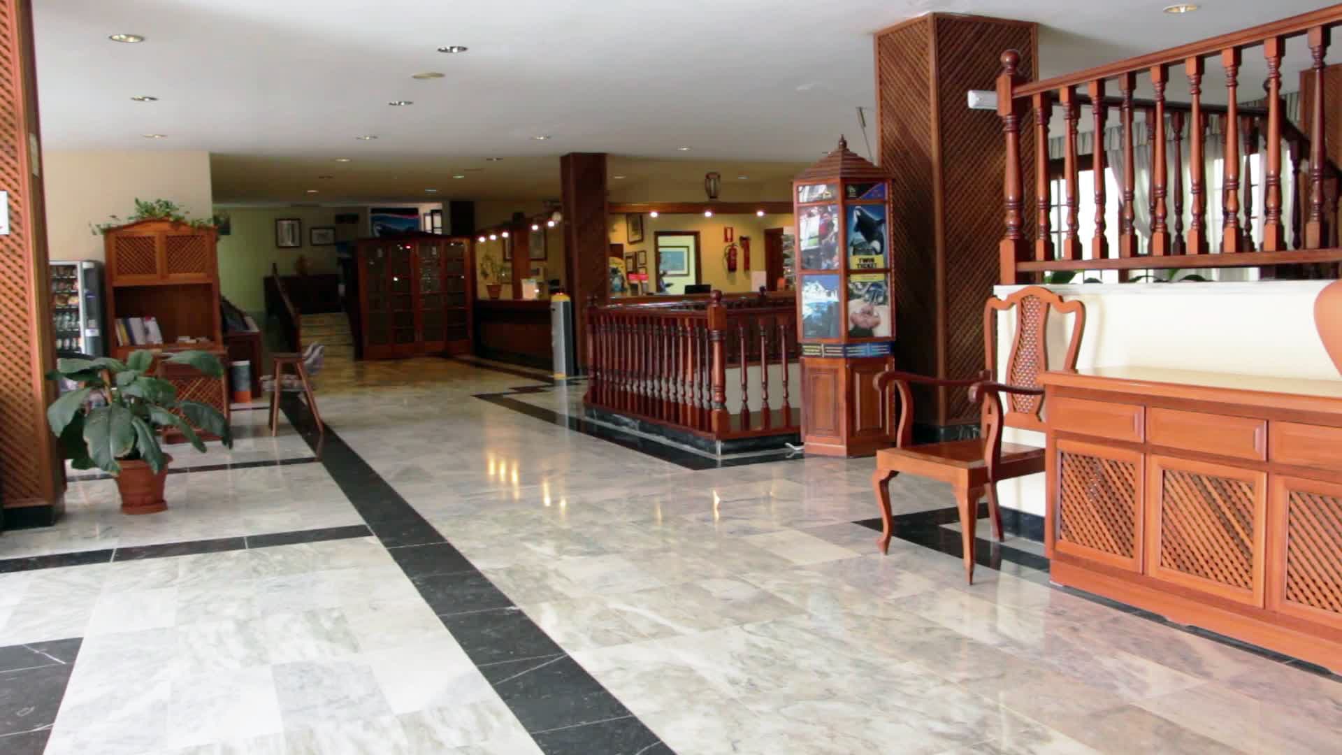 Be Smart Florida Plaza - 44