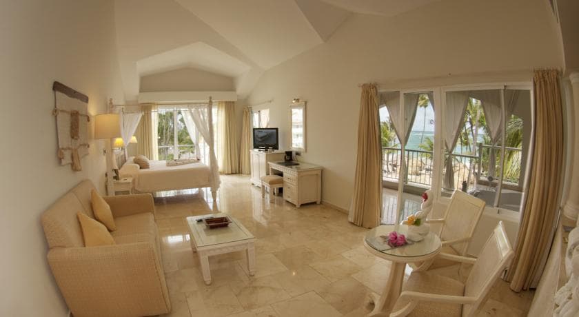 Grand Palladium Palace - 6