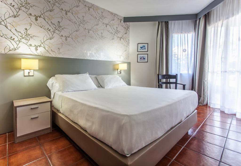 Hotel HG Tenerife Sur - 4