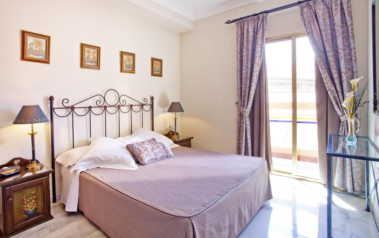 Sunset Beach Club Hotel - 18