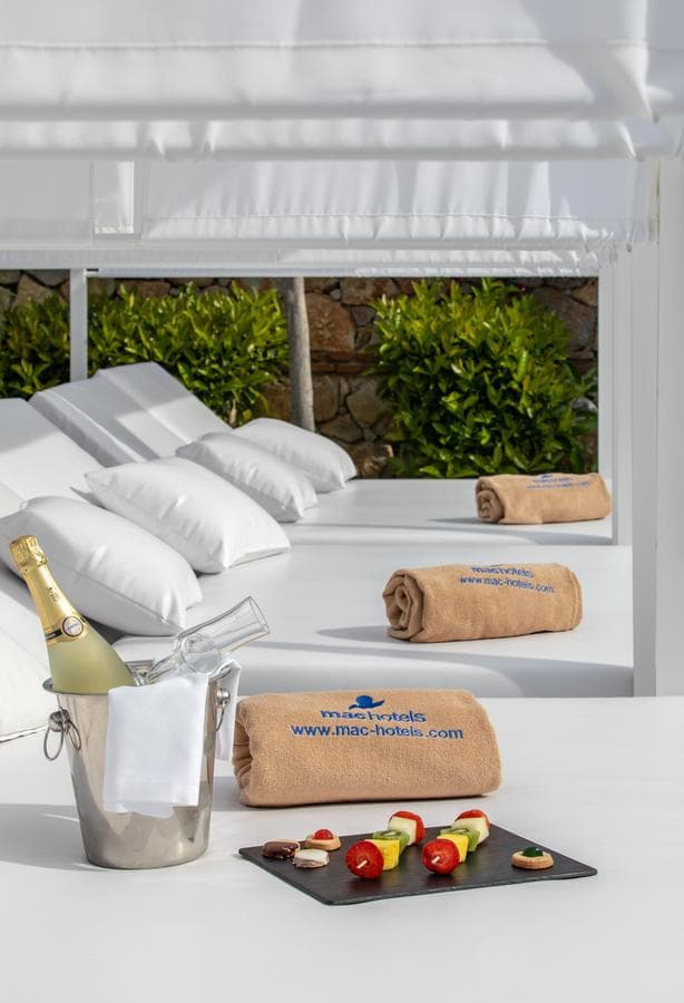 Hotel MAC Puerto Marina - 12