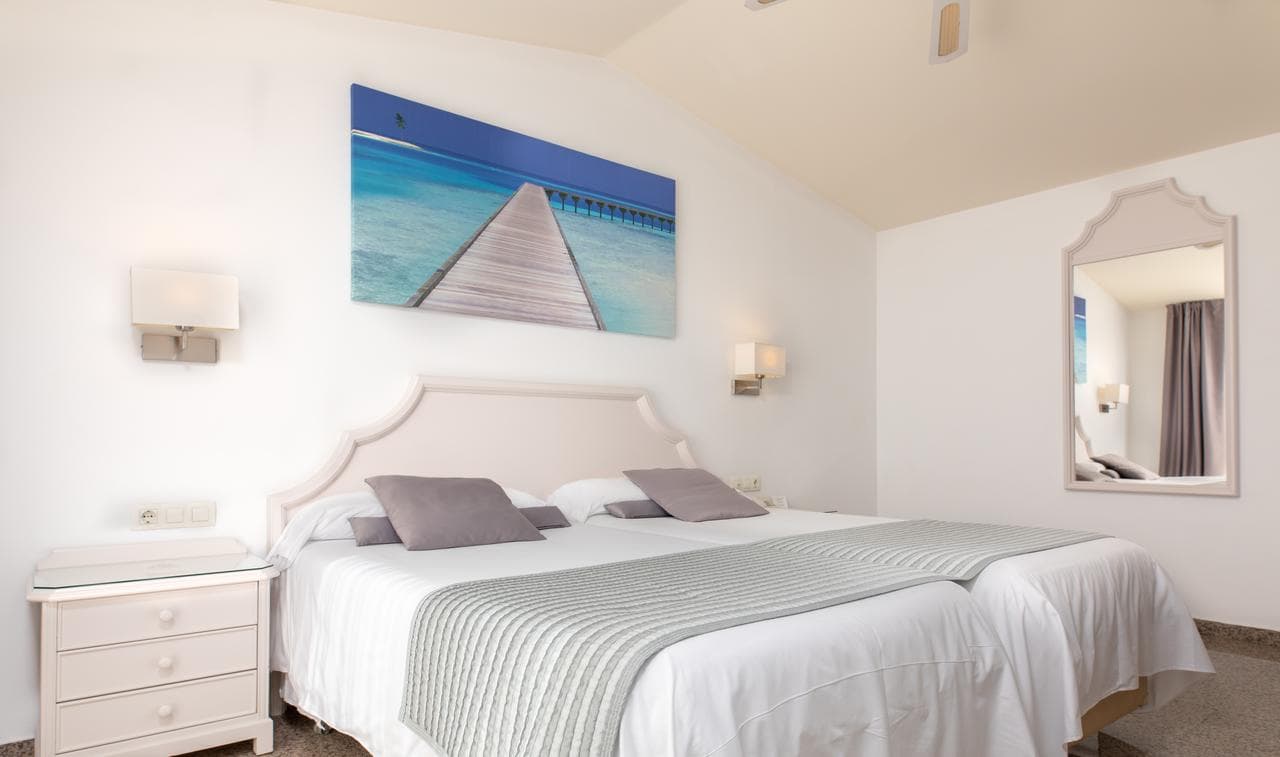 Hotel MAC Puerto Marina - 14