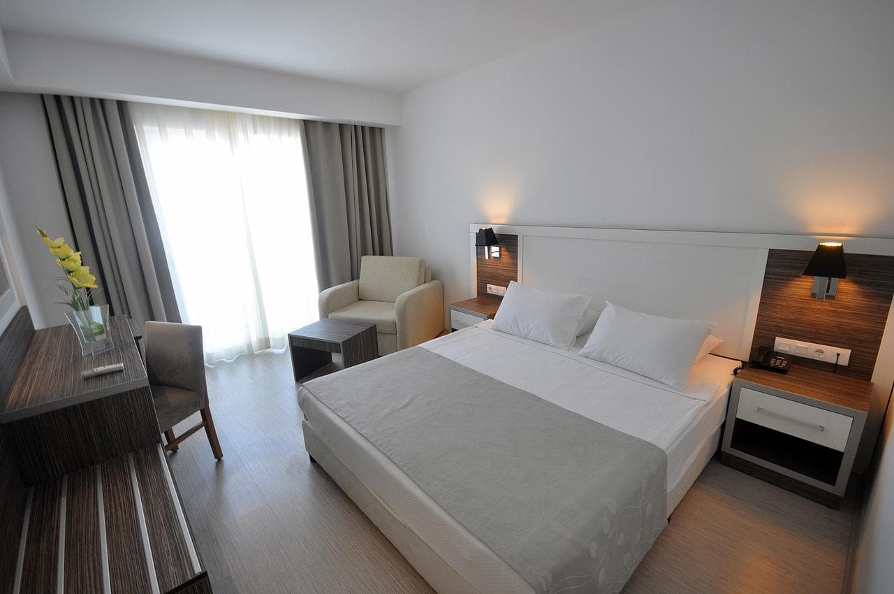 Club Shark Hotel - 2