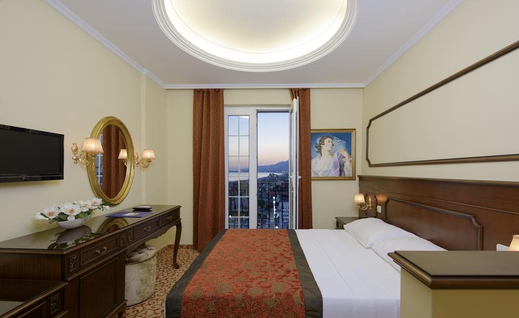 Charter Antalya - ANTIQUE ROMAN PALACE - 3