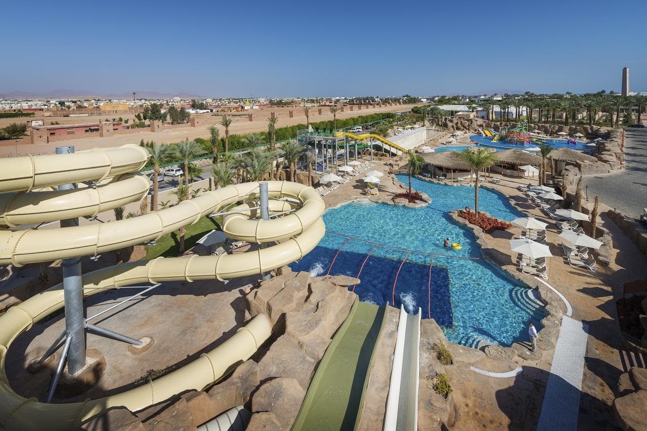 Reef Oasis Beach Resort - 11