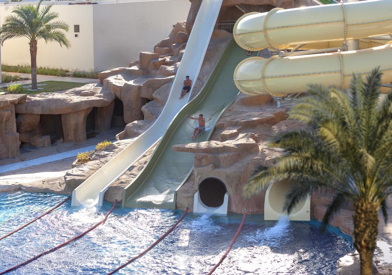 Reef Oasis Beach Resort - 12