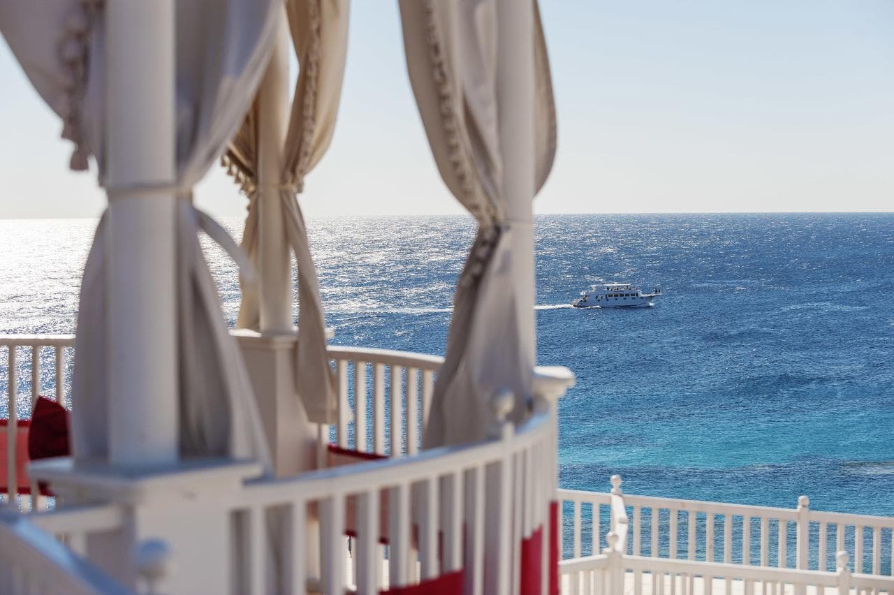Reef Oasis Beach Resort - 17