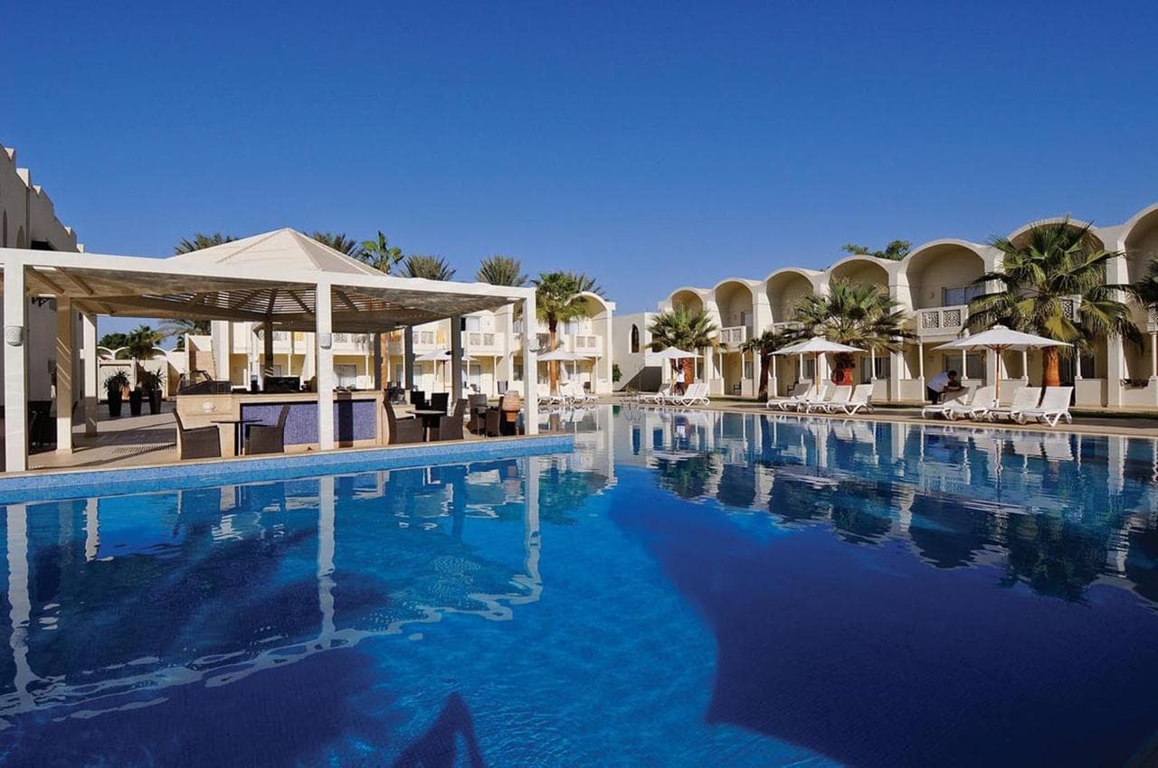 Reef Oasis Beach Resort - 7