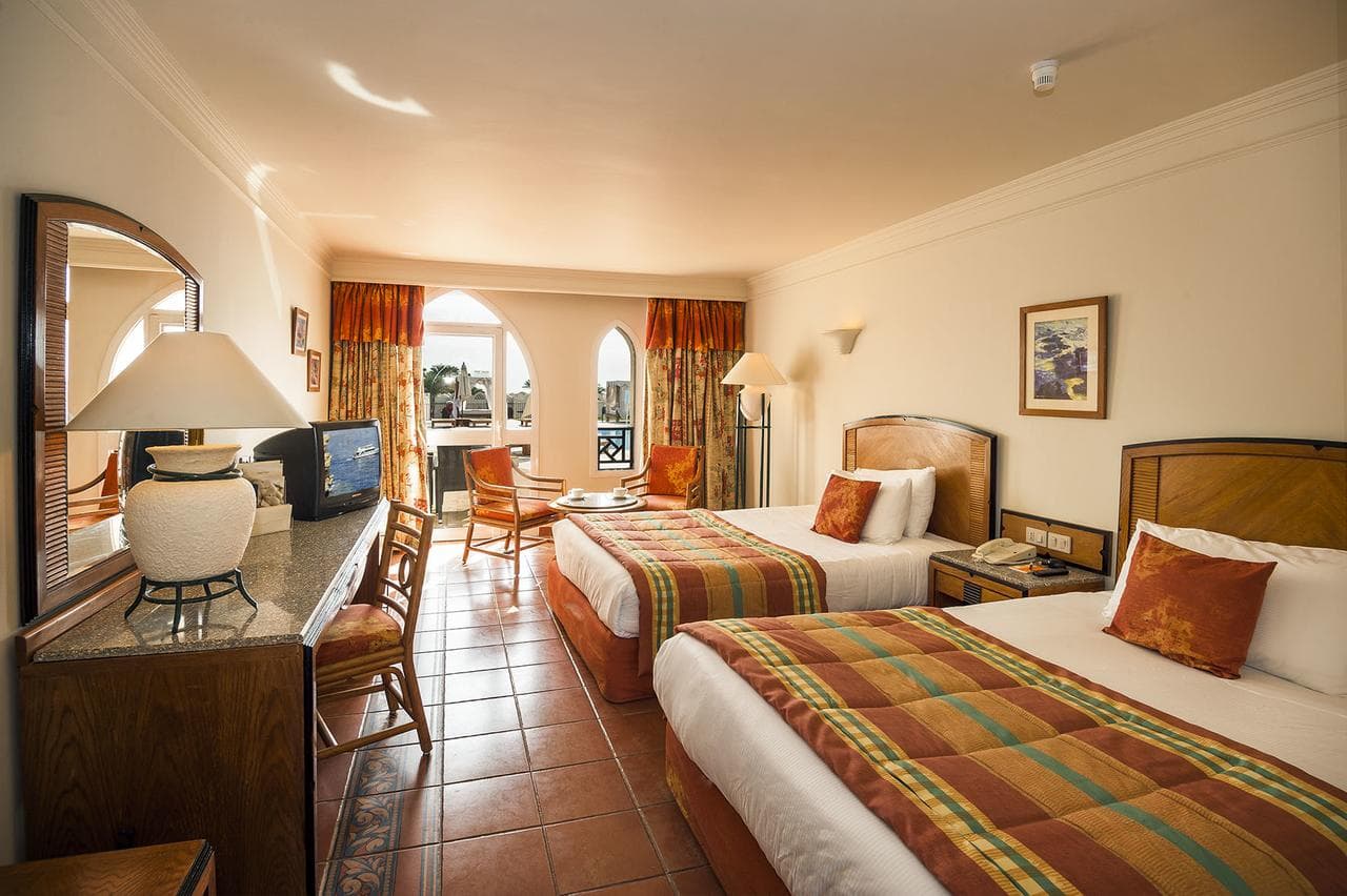 Reef Oasis Beach Resort - 10