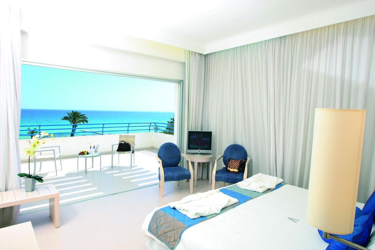 Vrissiana Beach Hotel - 13