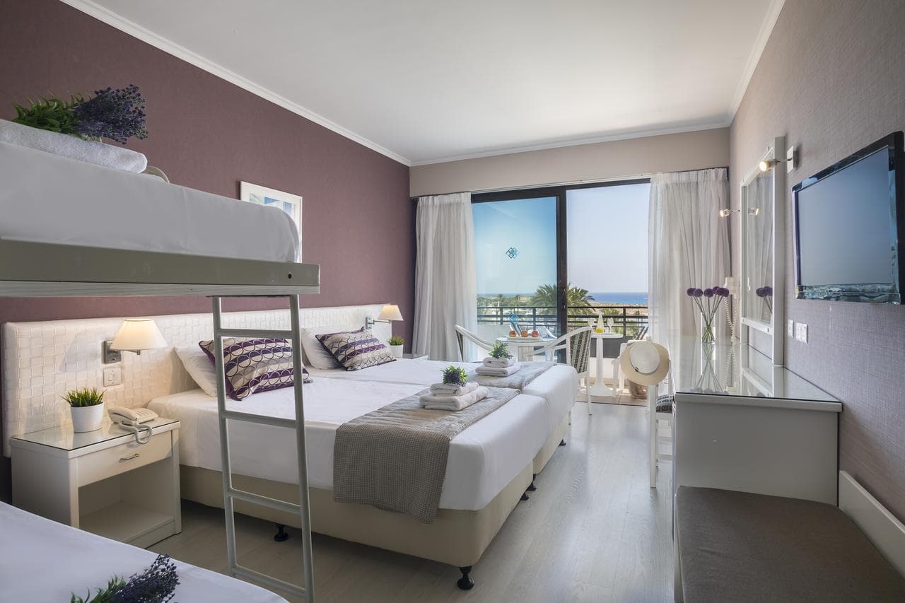 Pavlo Napa Beach Hotel - 3