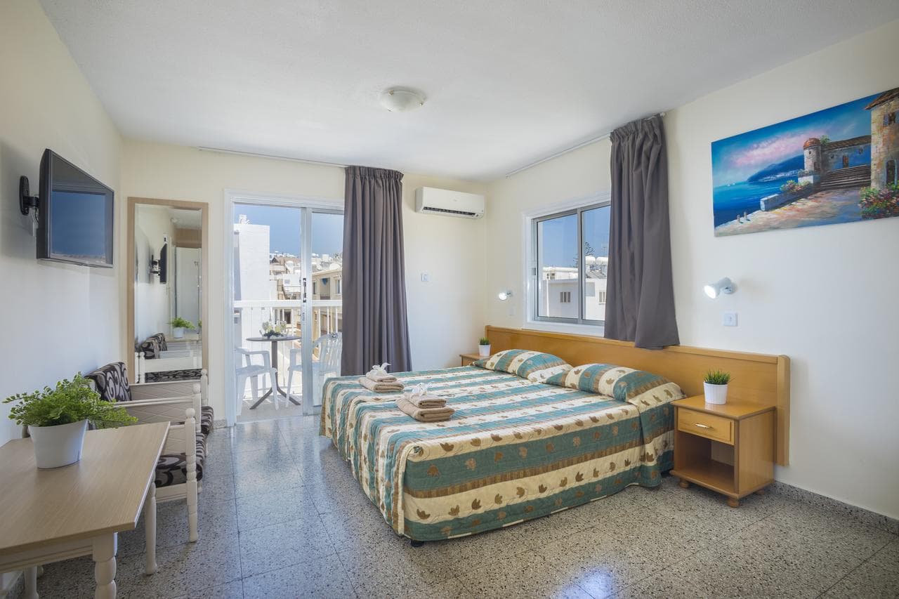 Christabelle Hotel Apartments - 16