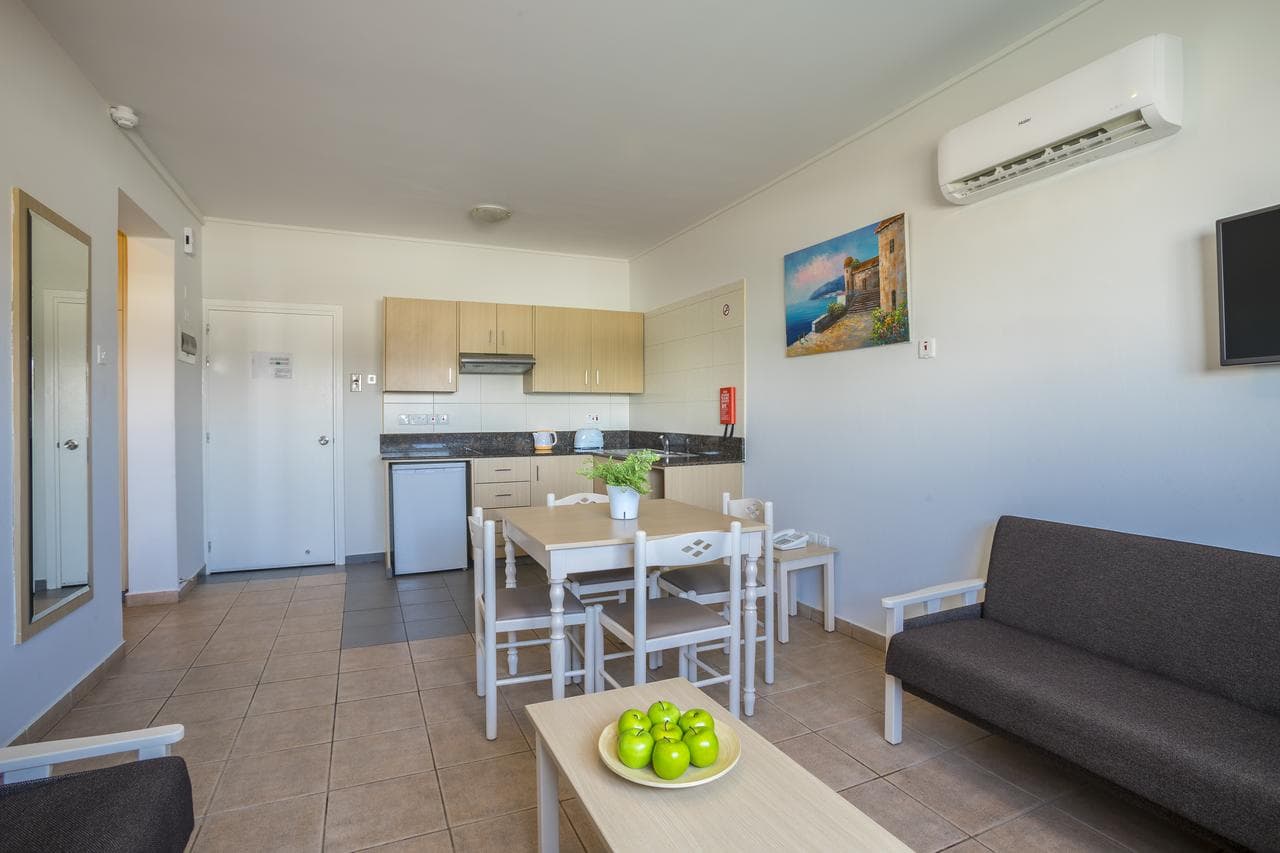 Christabelle Hotel Apartments - 19