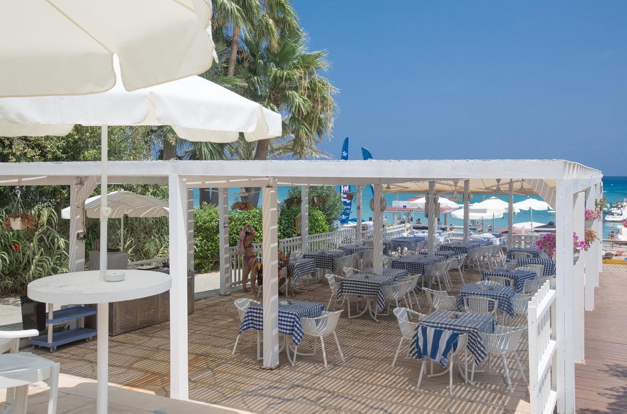 Iliada Beach Hotel - 4