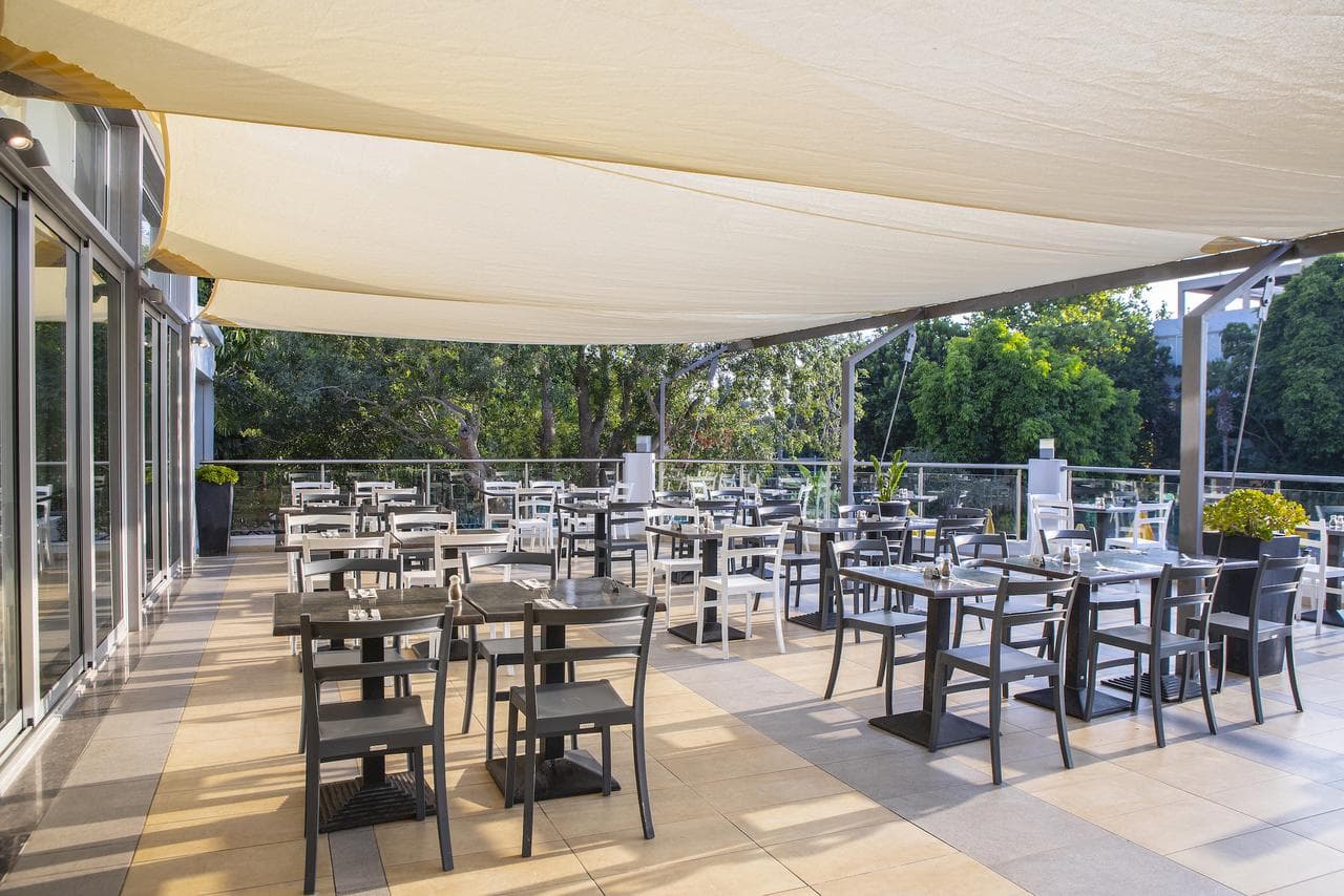 Hotel Mayfair Gardens - 11