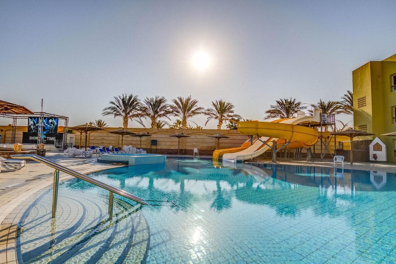 Palm Beach Resort - 1