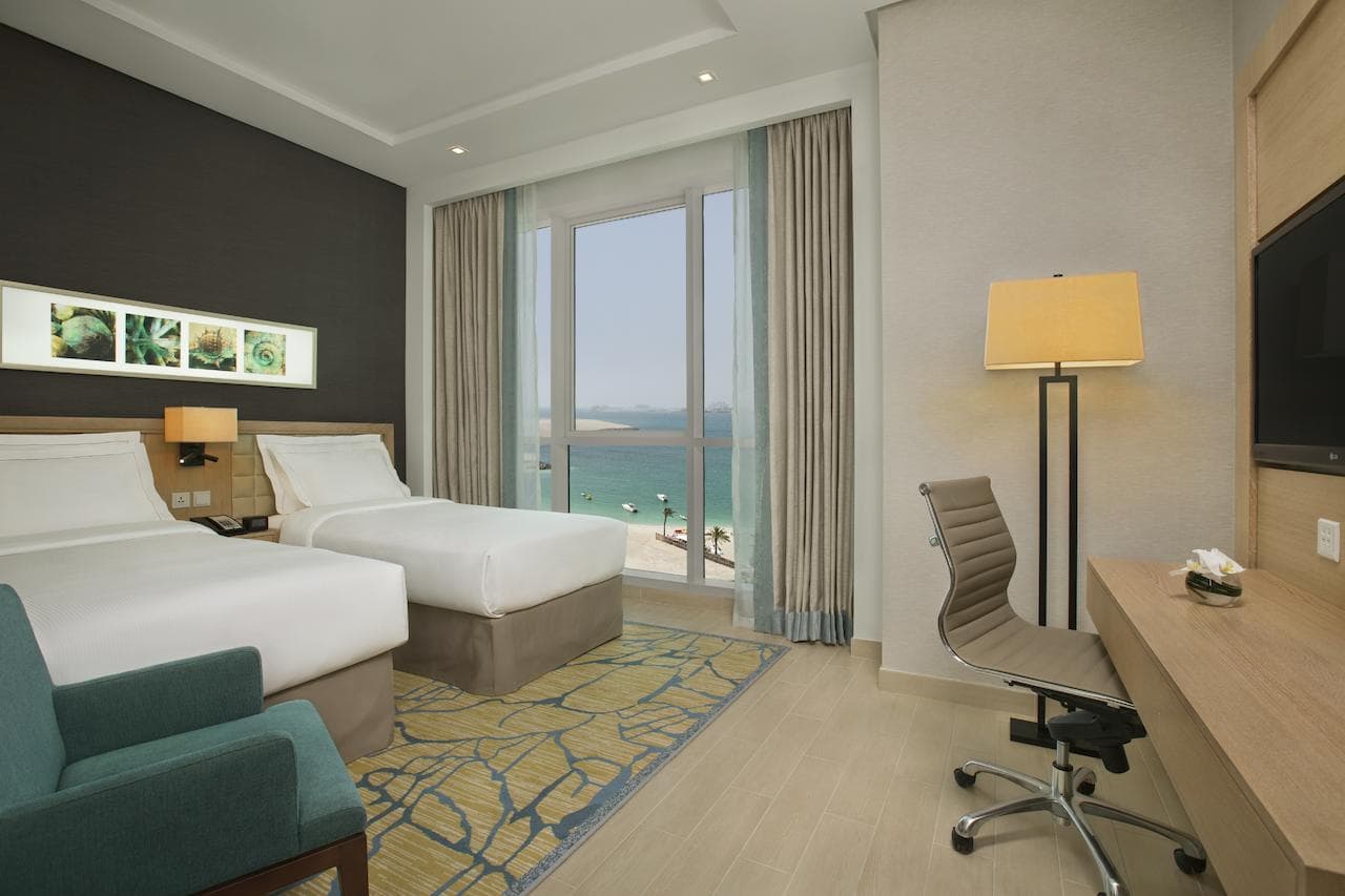 DoubleTree by Hilton Dubai Jumeirah Beach - 3