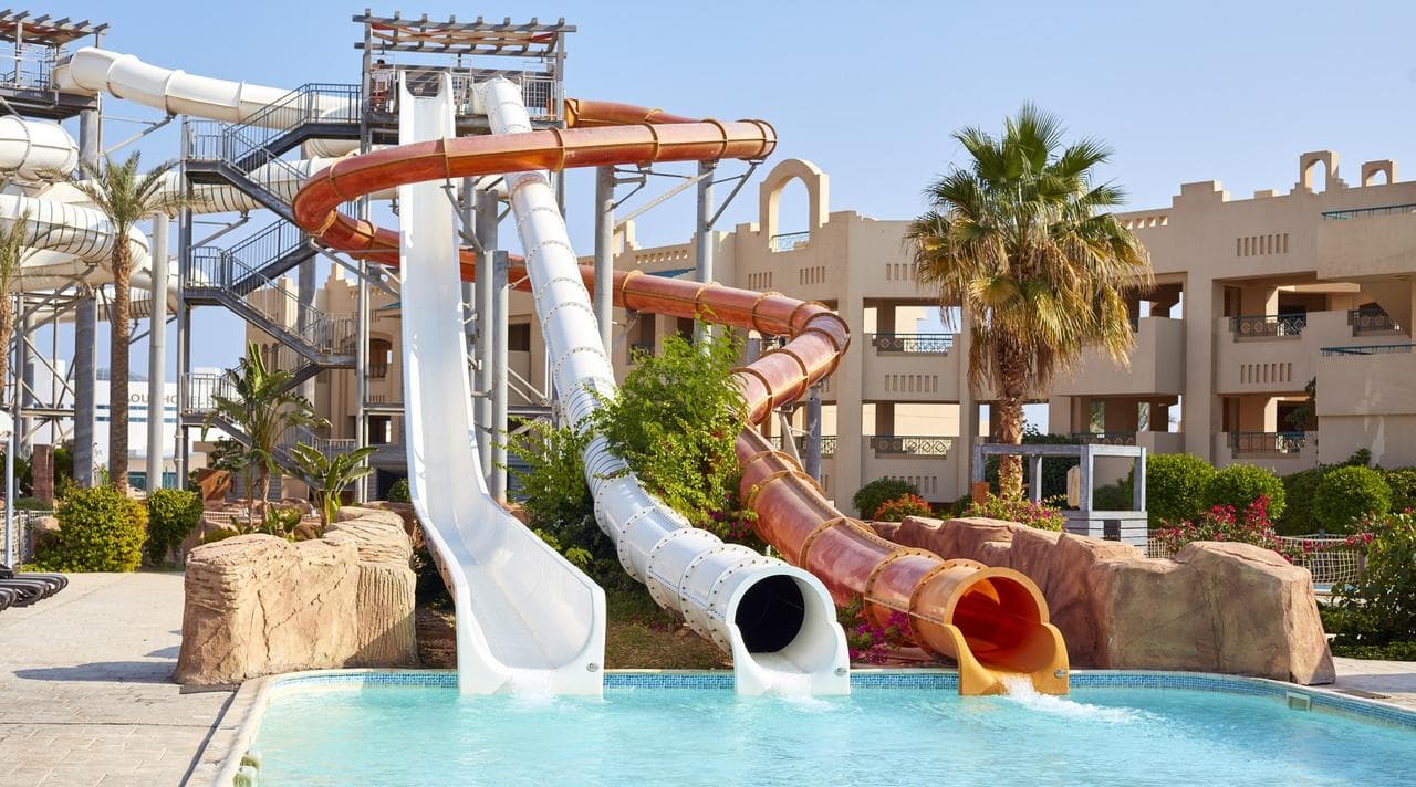 Coral Sea Waterworld Resort - 9