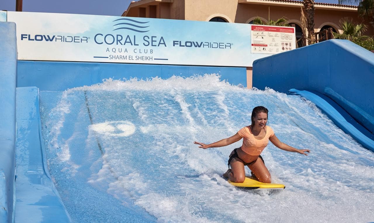 Coral Sea Holiday Resort and Aqua Park - 7