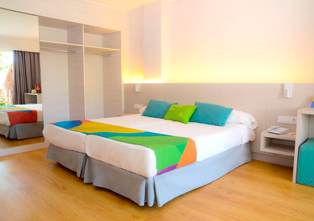 Paradise Park Fun Lifestyle Hotel - 4
