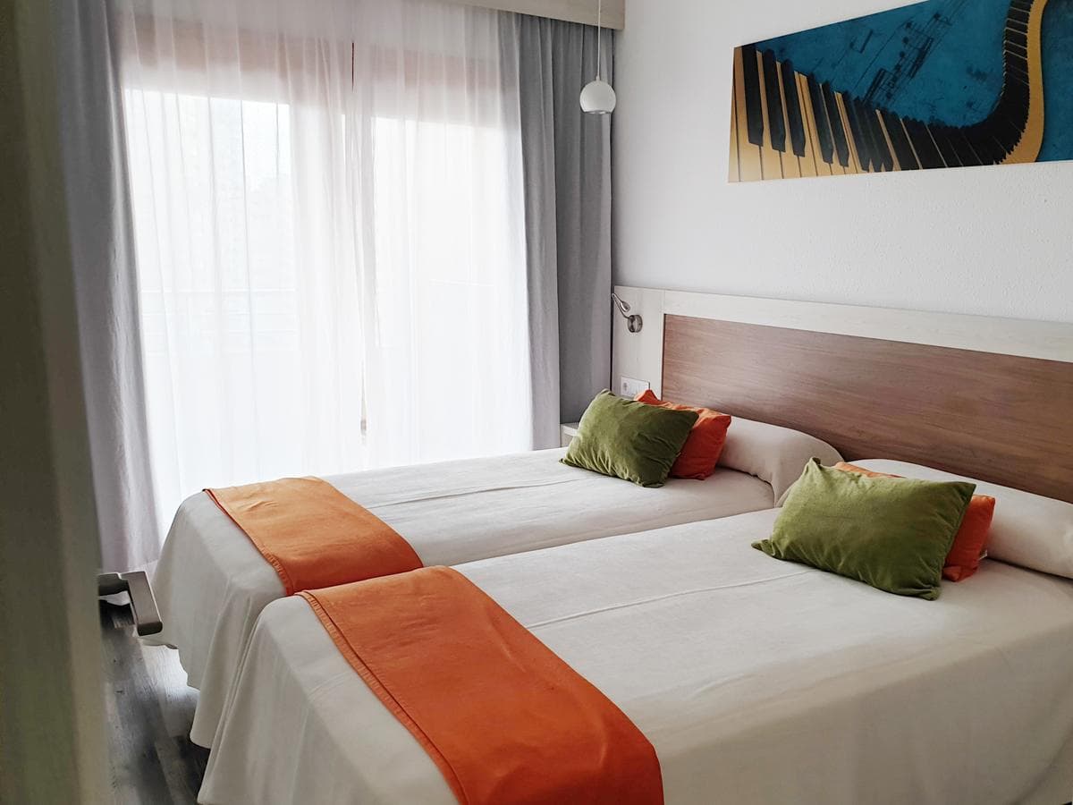 Sandos Benidorm Suites - 2