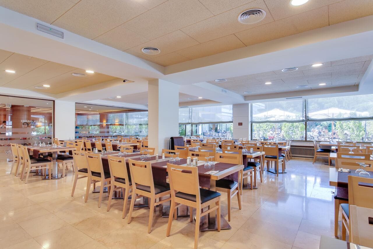 Hotel Gran Garbi - 8