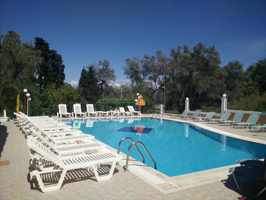 Kalypso Studios and Apartments - 1