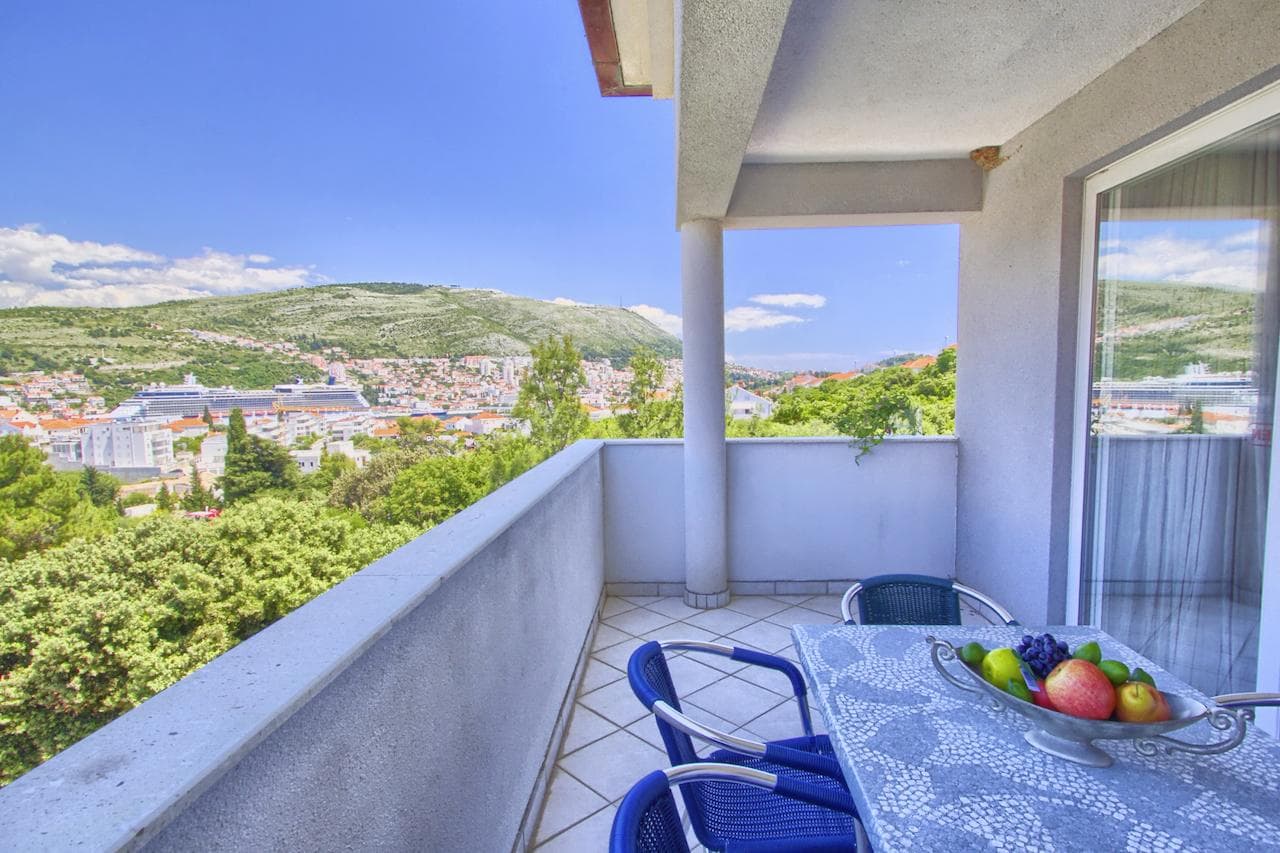 Apartments Villa Erna - 7