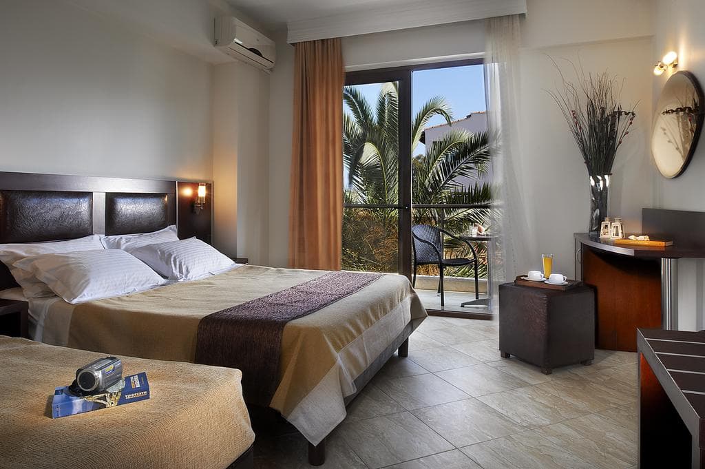 Simeon Hotel - 2