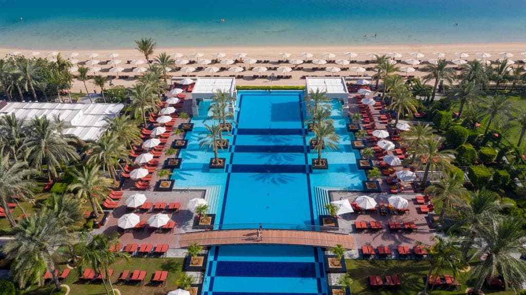 Charter Dubai - Jumeirah Zabeel Saray