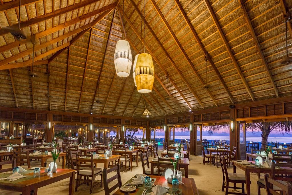 Sejur Maldive - Meeru Island Resort - 13