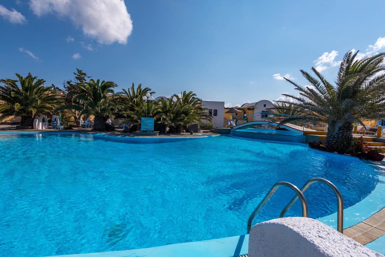 Caldera View Resort - 3