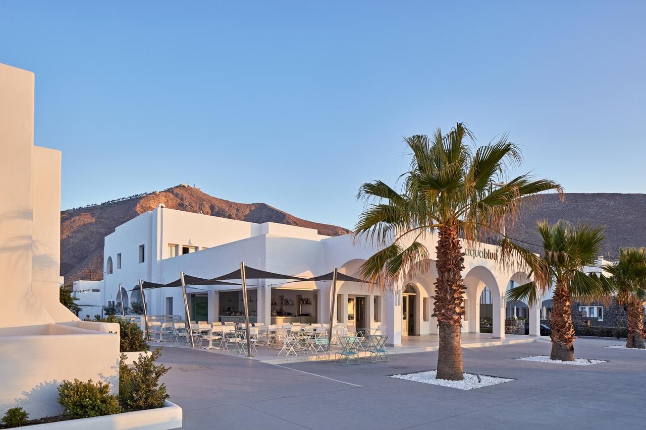 Aqua Blue Beach Hotel - 6