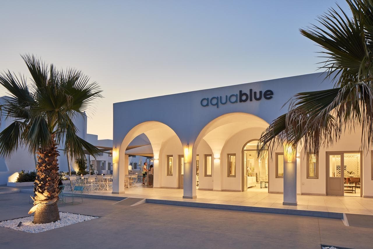 Aqua Blue Beach Hotel - 15